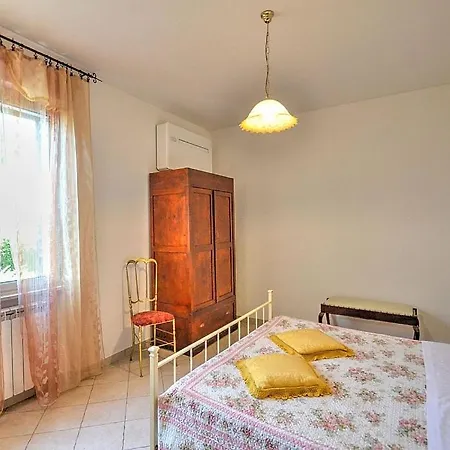 公寓 Sleeps 4 Pool Air Con Wifi *